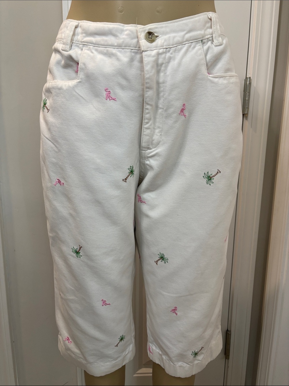 Columbia White Bermuda Shorts with Pink Flamingo & Green Palm Embroidery Size 14